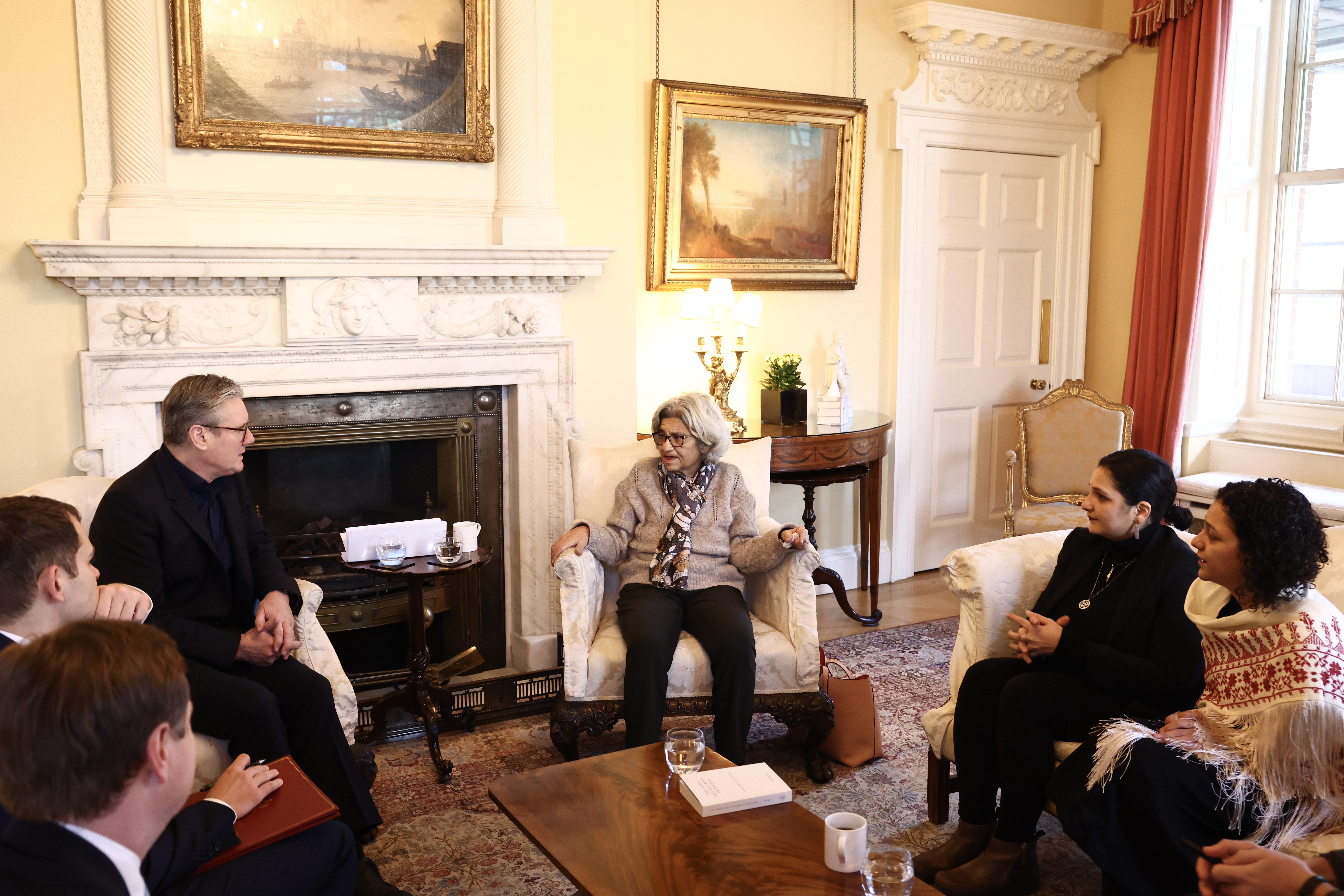 Laila Soueif and family meeting with UK Prime Minister Keir Starmer